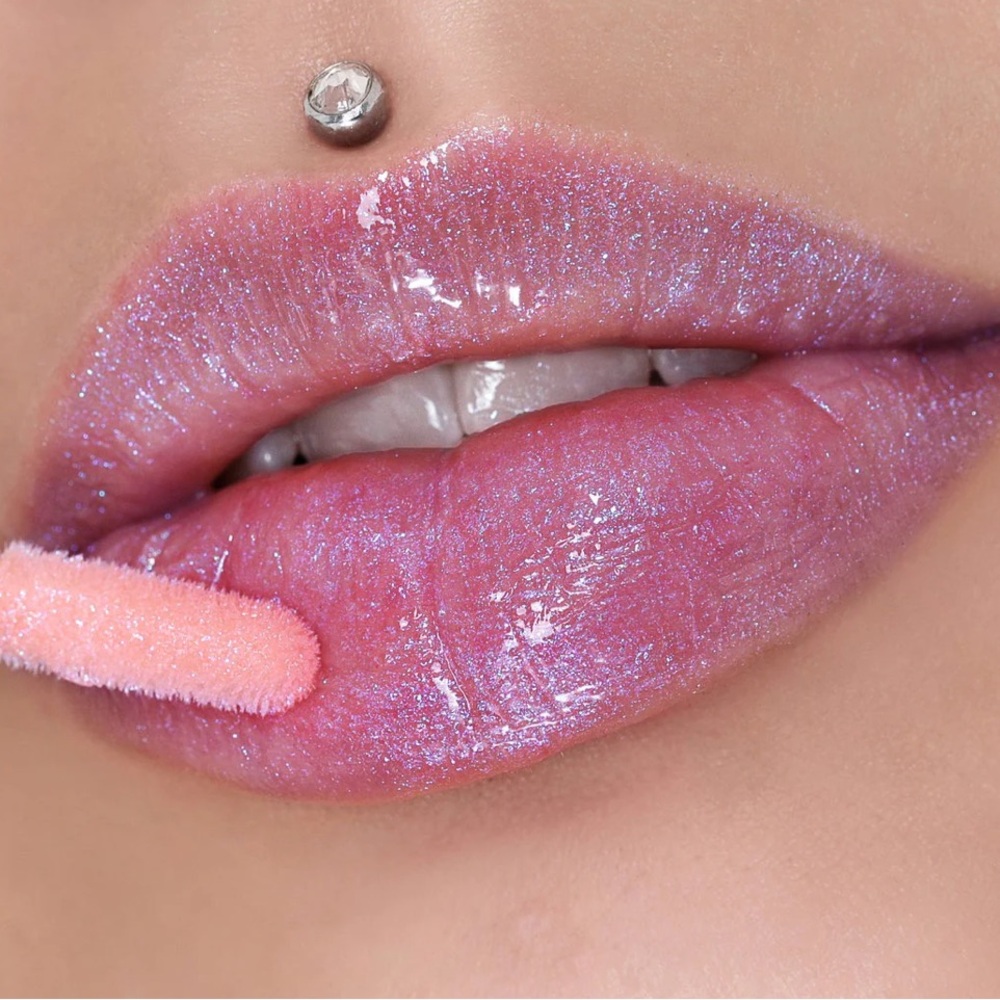New in Box Jeffree Star The Gloss - color: Succulent